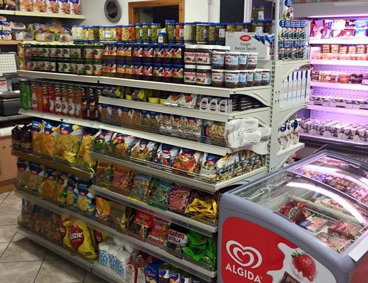 L'Italia blindata: cosa rimane aperto e cosa no