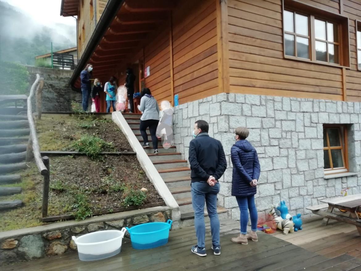 I bimbi di Rabbi tornano a scuola