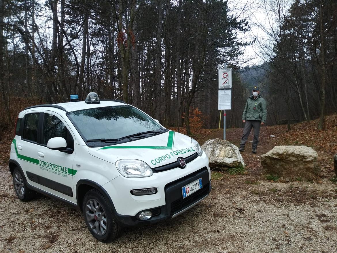 Coronavirus, vietati il taglio legna e le passeggiate sui sentieri