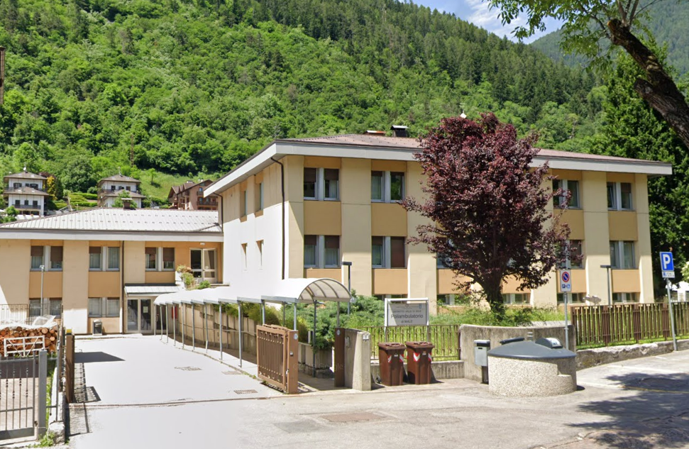 Chiudono il punto prelievi di Pellizzano e il servizio odontoiatrico di Mal&eacute;