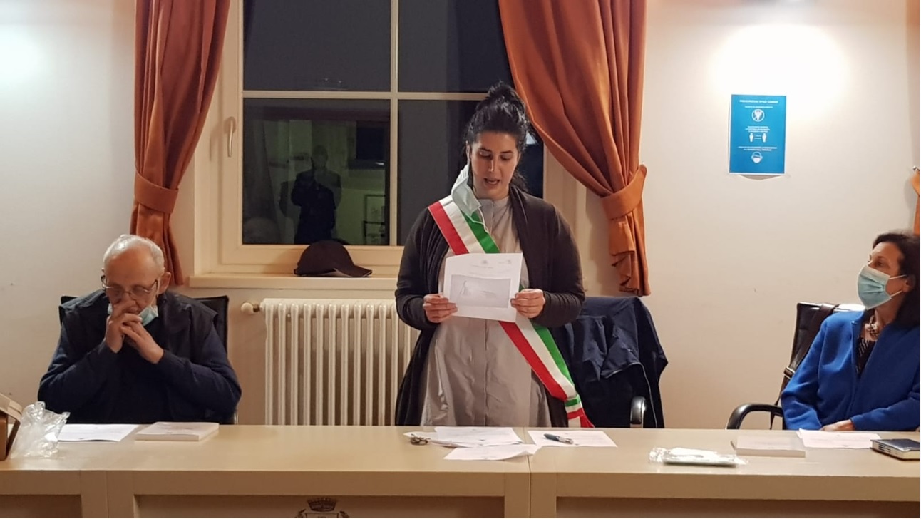 La sindaca Marinelli ha giurato: insediato il nuovo consiglio