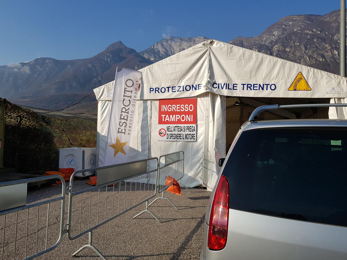 La somma tra tamponi molecolari e test antigenici porta a 476 i nuovi contagi in Trentino