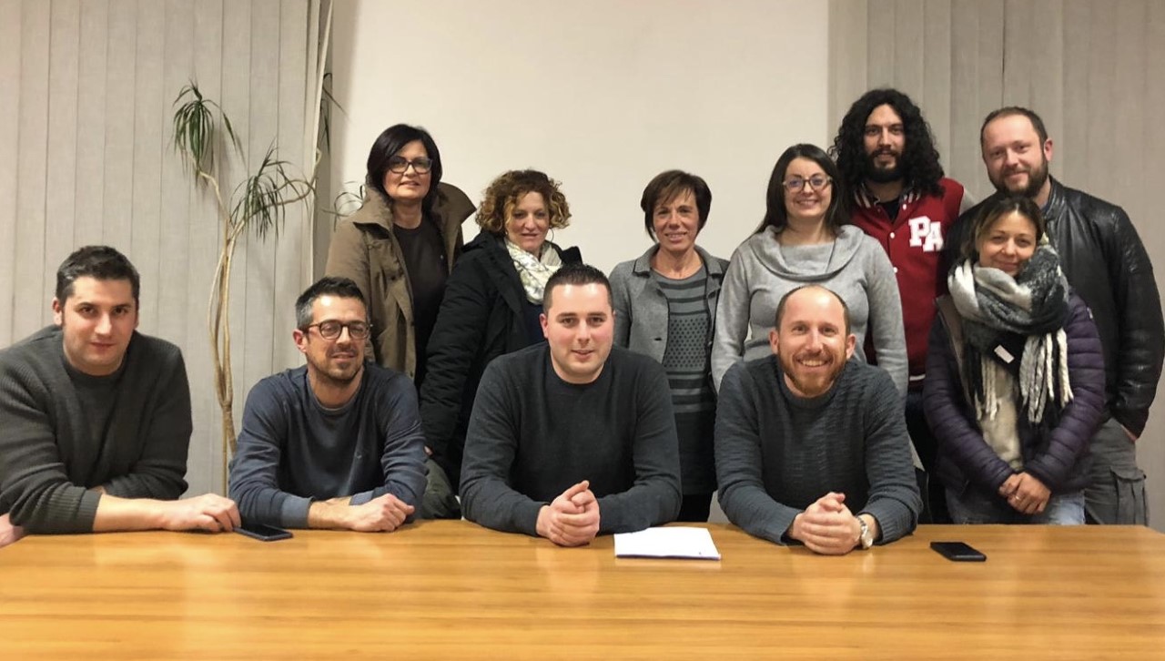 Dateci una mano a tenere vivo il paese