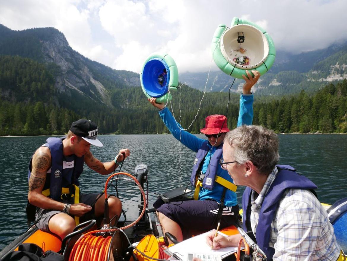 Tovel, filmato il movimento delle alghe