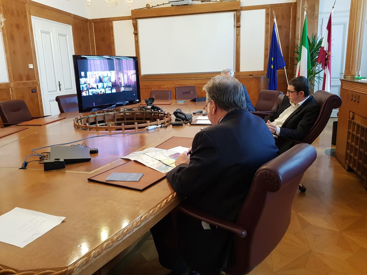 Covid-19: Vermiglio verr&agrave;  controllato pi&ugrave; rigidamente dalla polizia. Oggi 17 decessi e 104 casi in pi&ugrave;. 