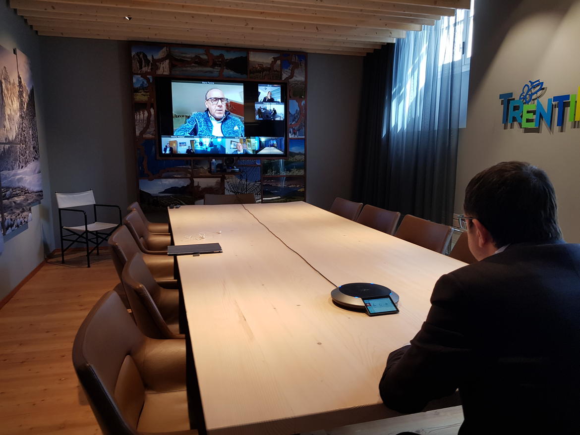 Negozi "multiservizi" e consumo di prodotti trentini: firmata l"intesa