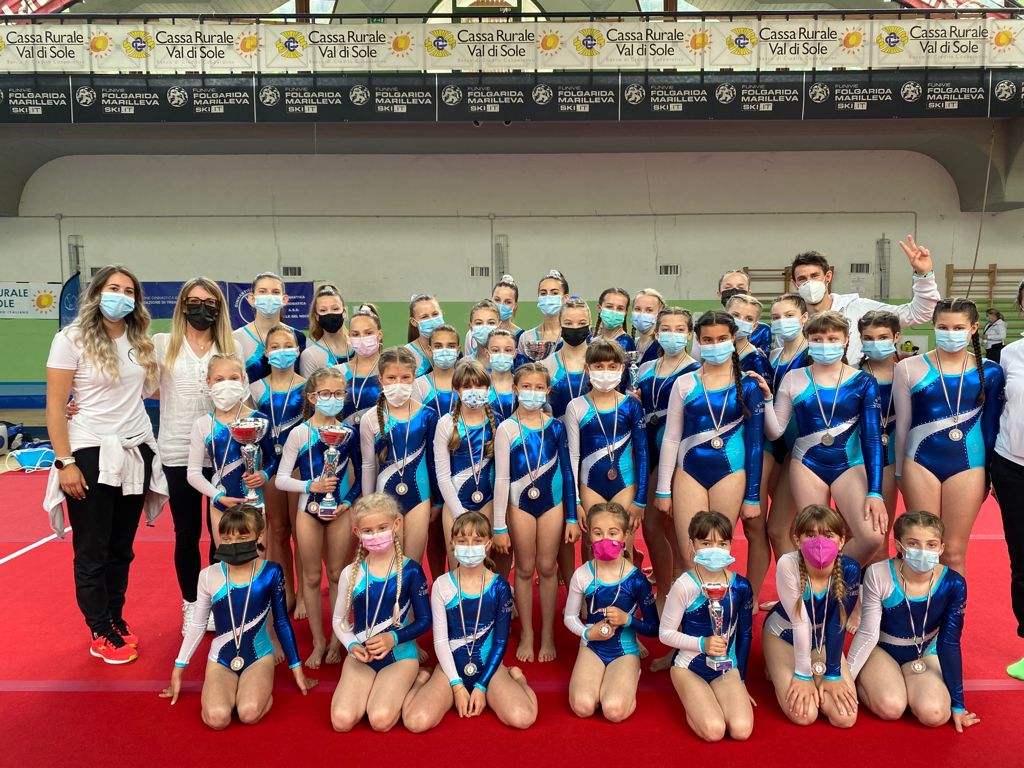 Una stagione di gran successo per l"Acrobatica Valli del Noce: i podi sono 40