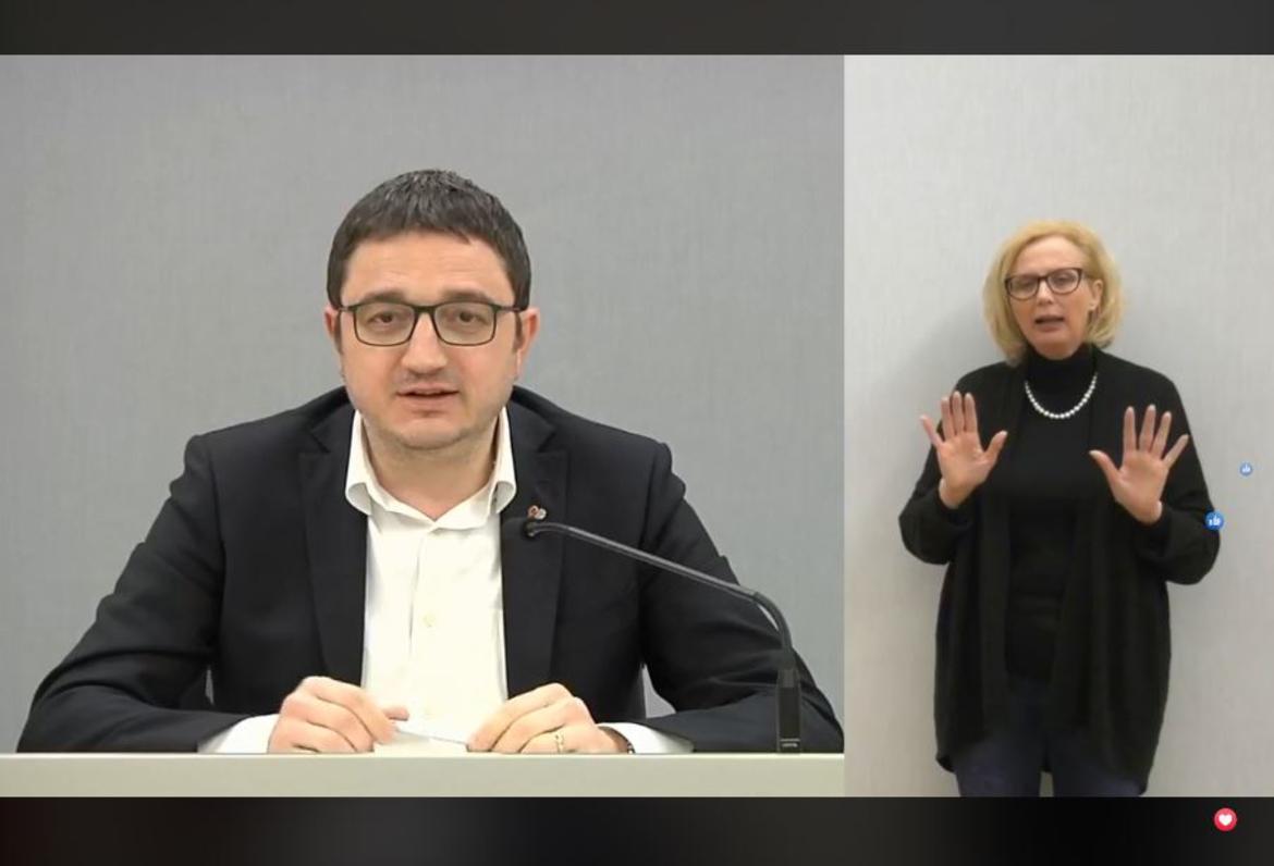 Obbligo di vaccino per i forestali e i vigili del fuoco, ma solo permanenti