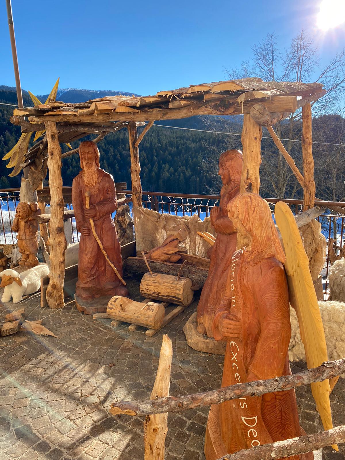 A Ruffr&eacute; il presepe degli artisti