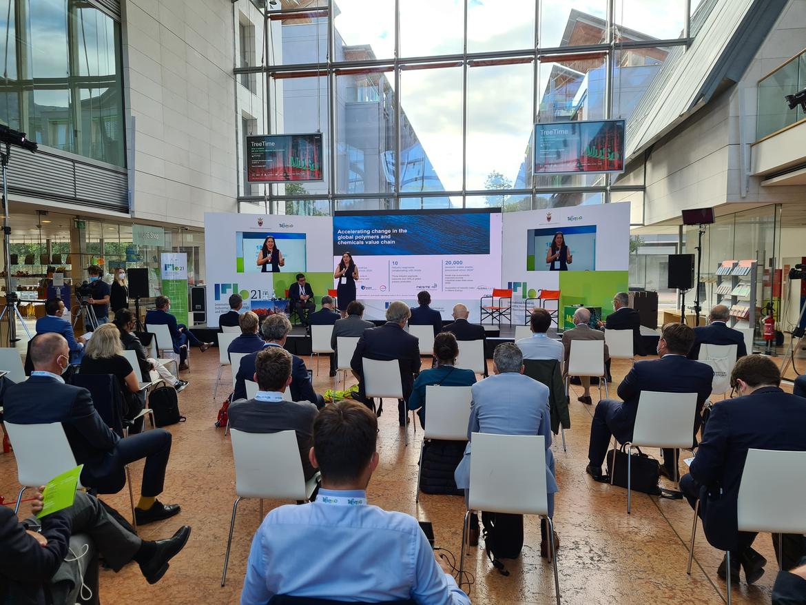 Bioeconomia, il Trentino fa squadra su innovazione sostenibile e investimenti internazionali