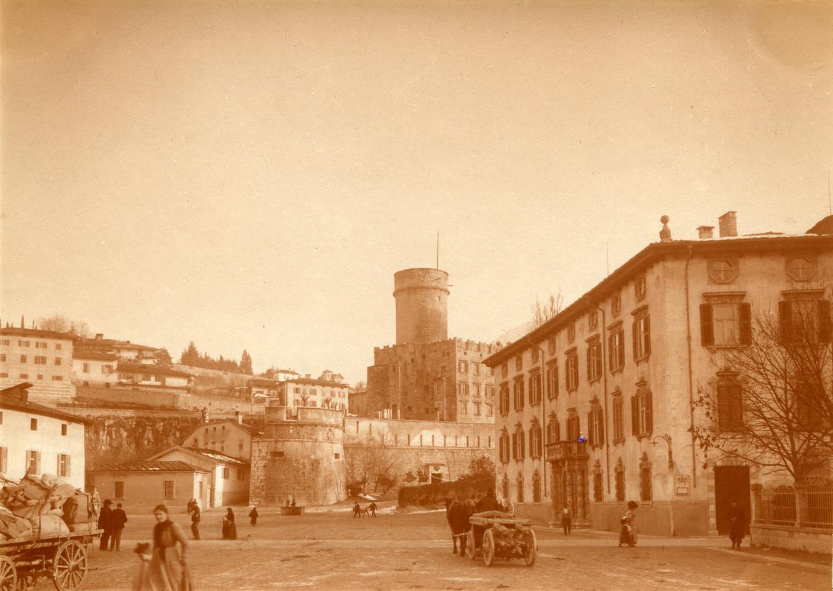 Archivio fotografico storico provinciale, centro di diffusione attiva del sapere