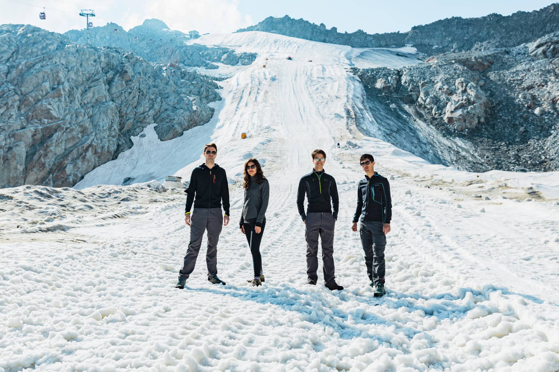 Presena, cittadini e imprese adottano il ghiacciaio