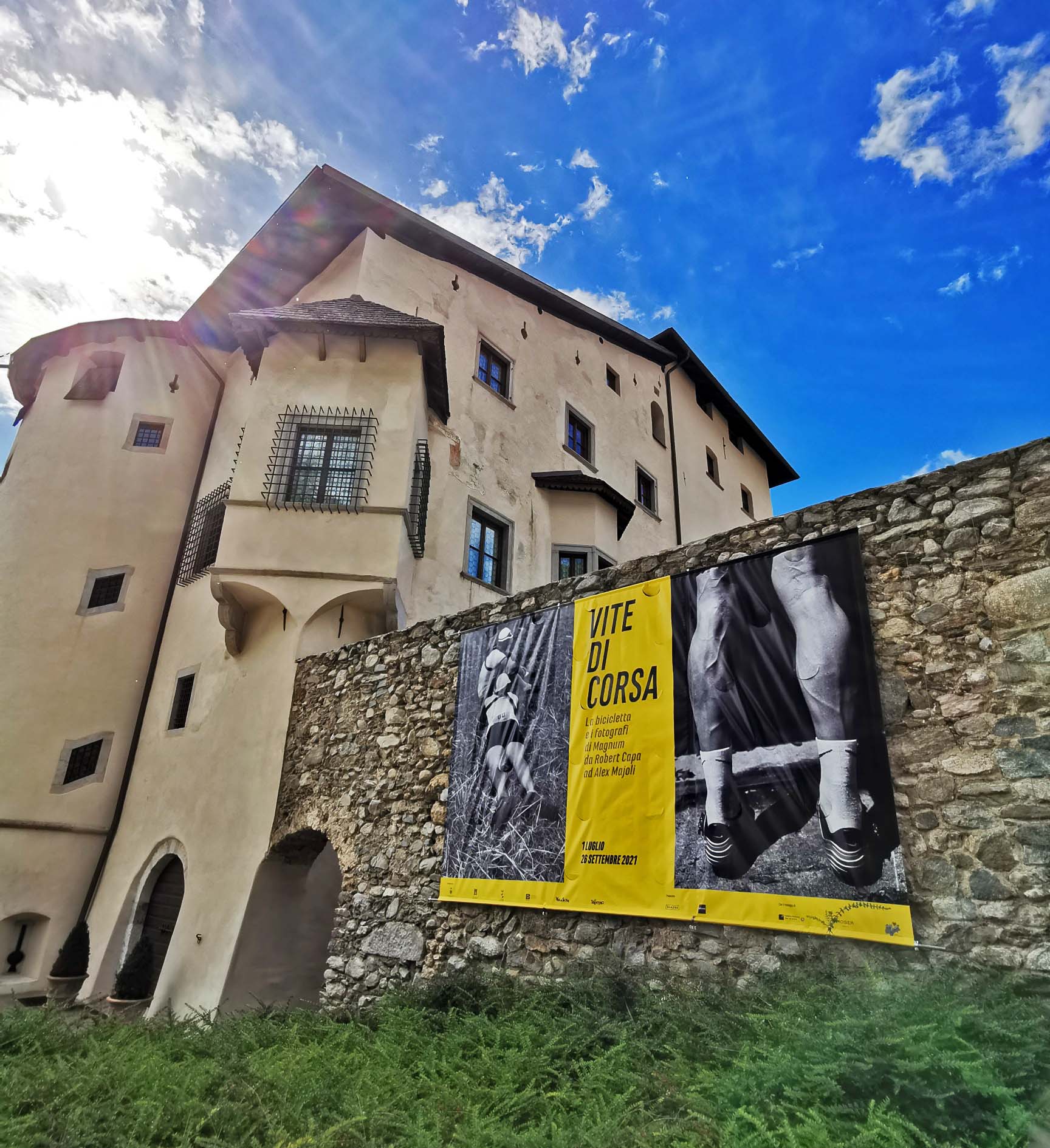 L'umanit&agrave;  del ciclismo e del suo popolo in mostra