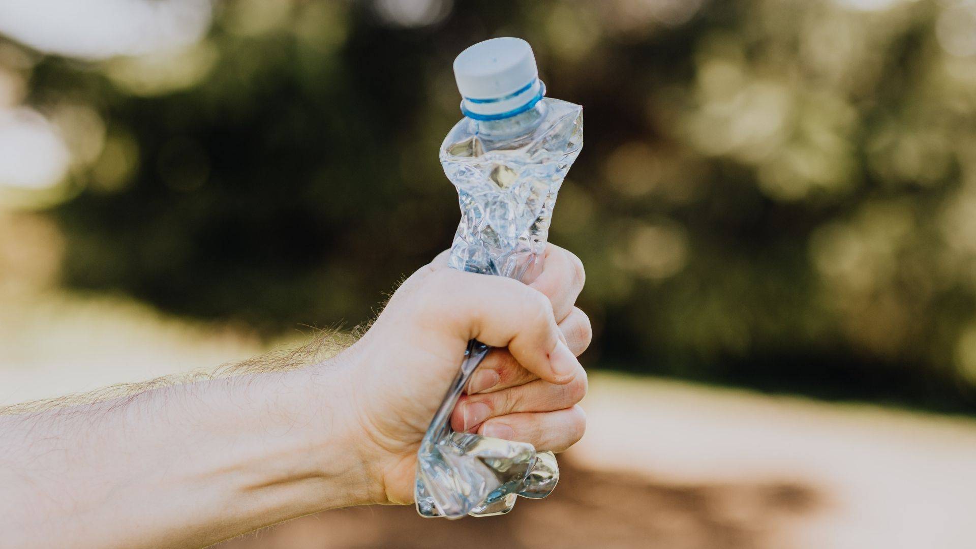 Plastica monouso bandita dagli enti pubblici