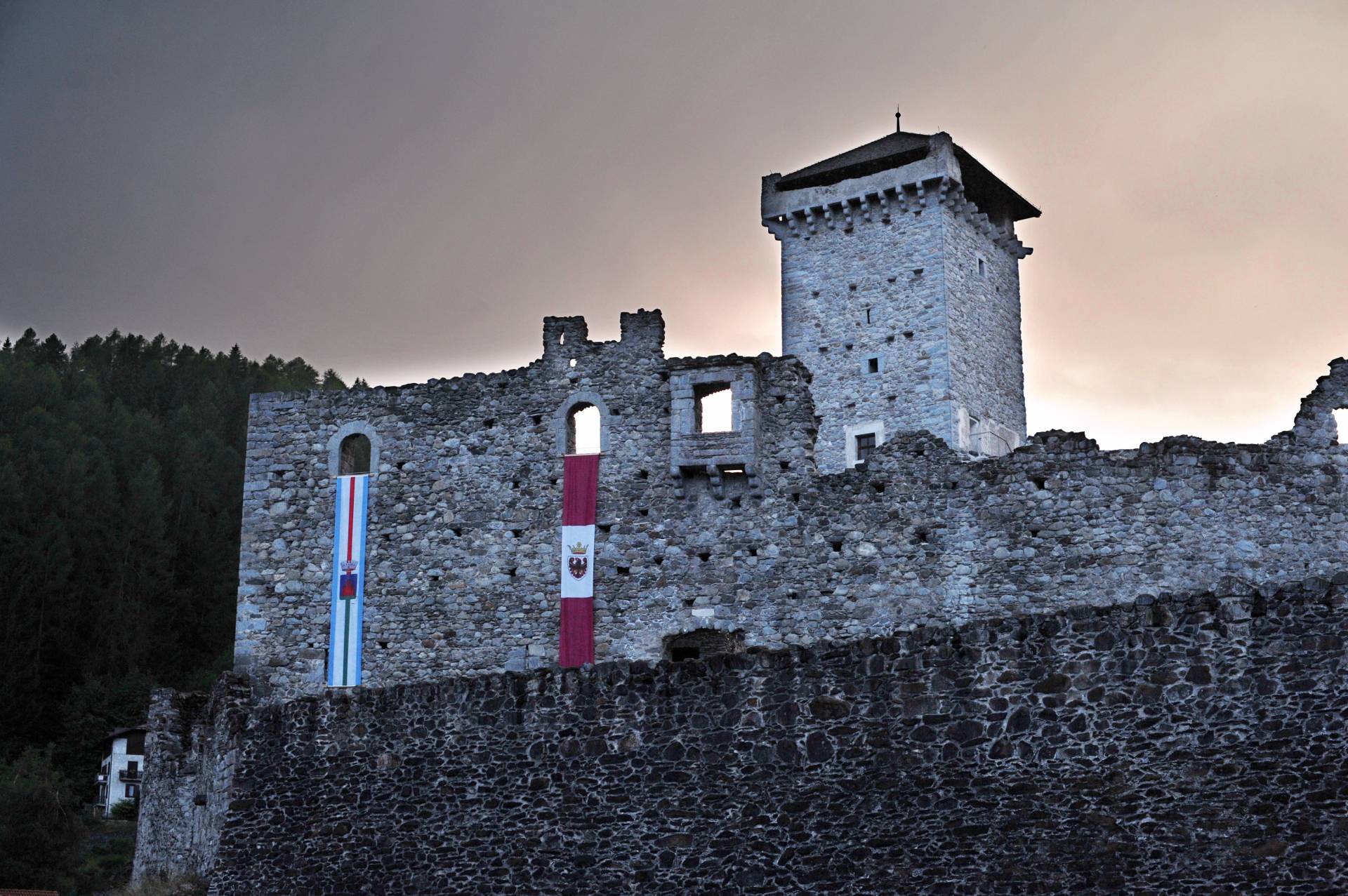 Da domani riapre il Castello di Ossana