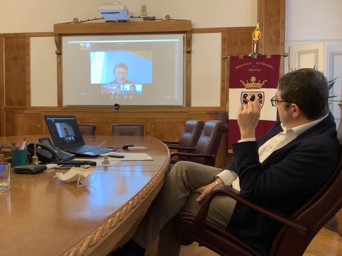 Covid-19, altri 8 decessi. I positivi sono 373