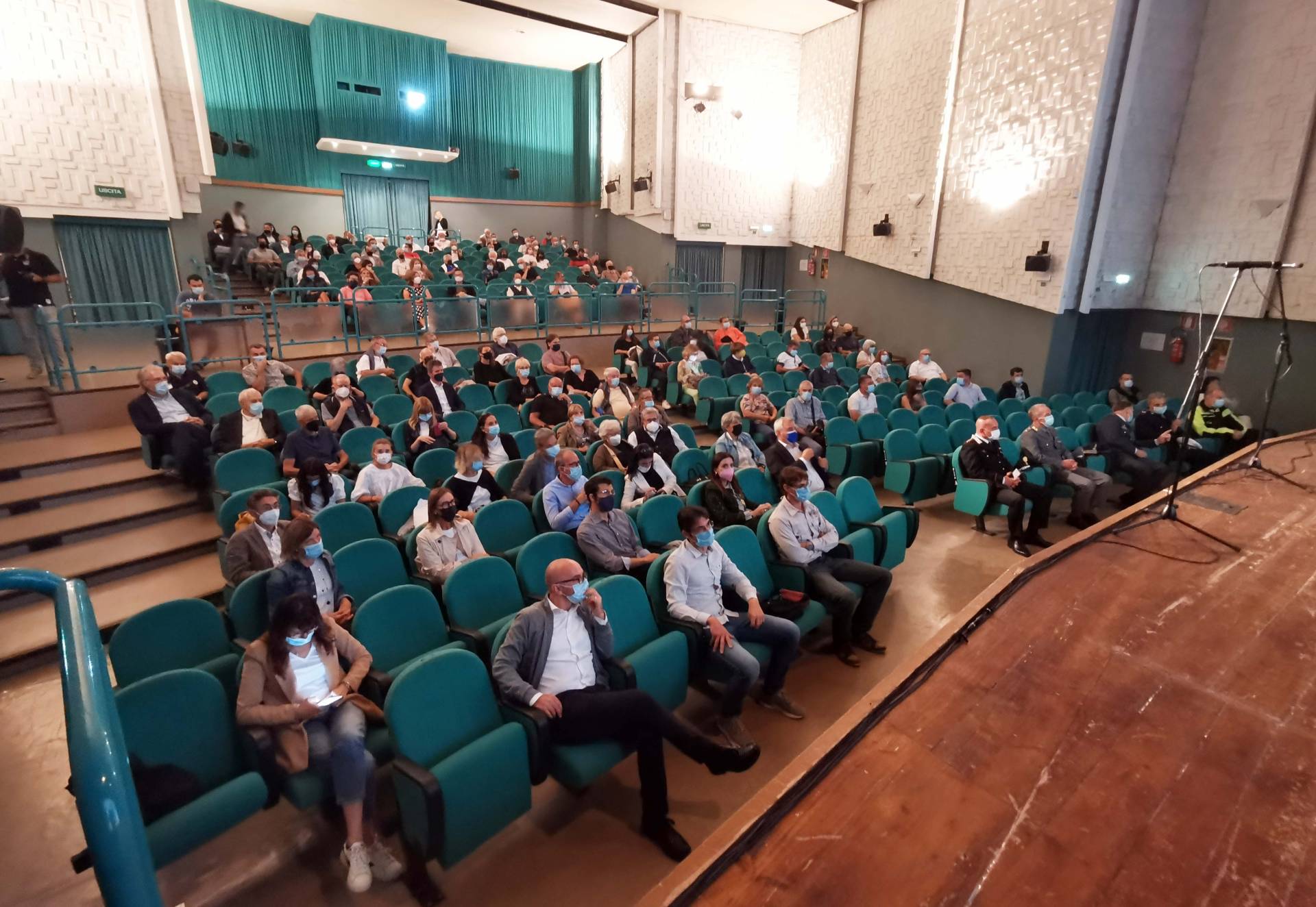 Cles: un libro per la comunit&agrave; 