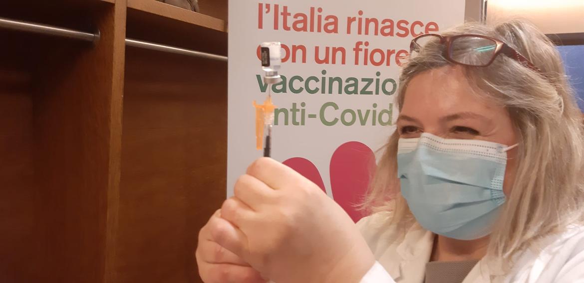 Vaccino anti Covid19: si parte con gli over 80