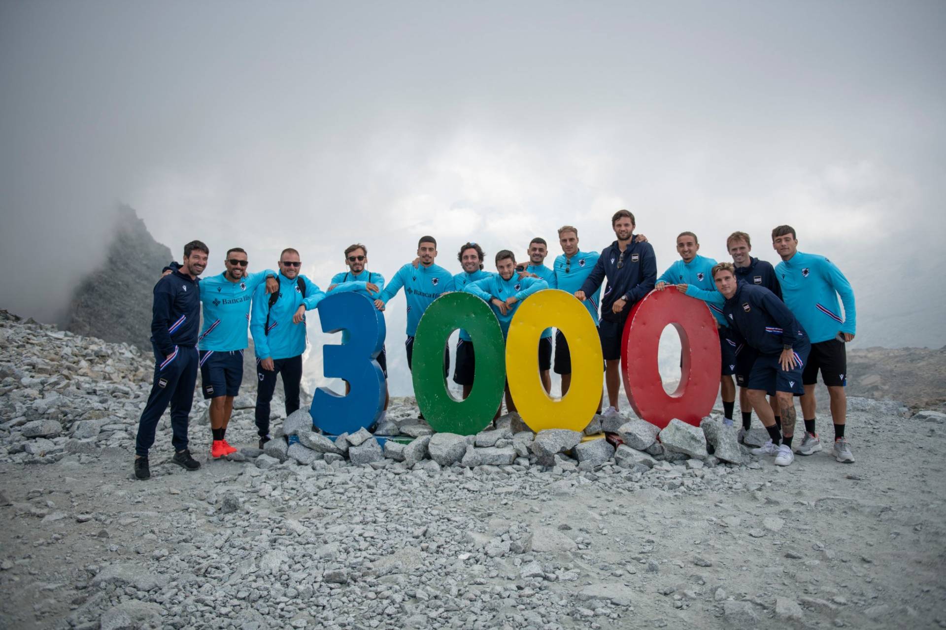 La Sampdoria in gita al ghiacciaio