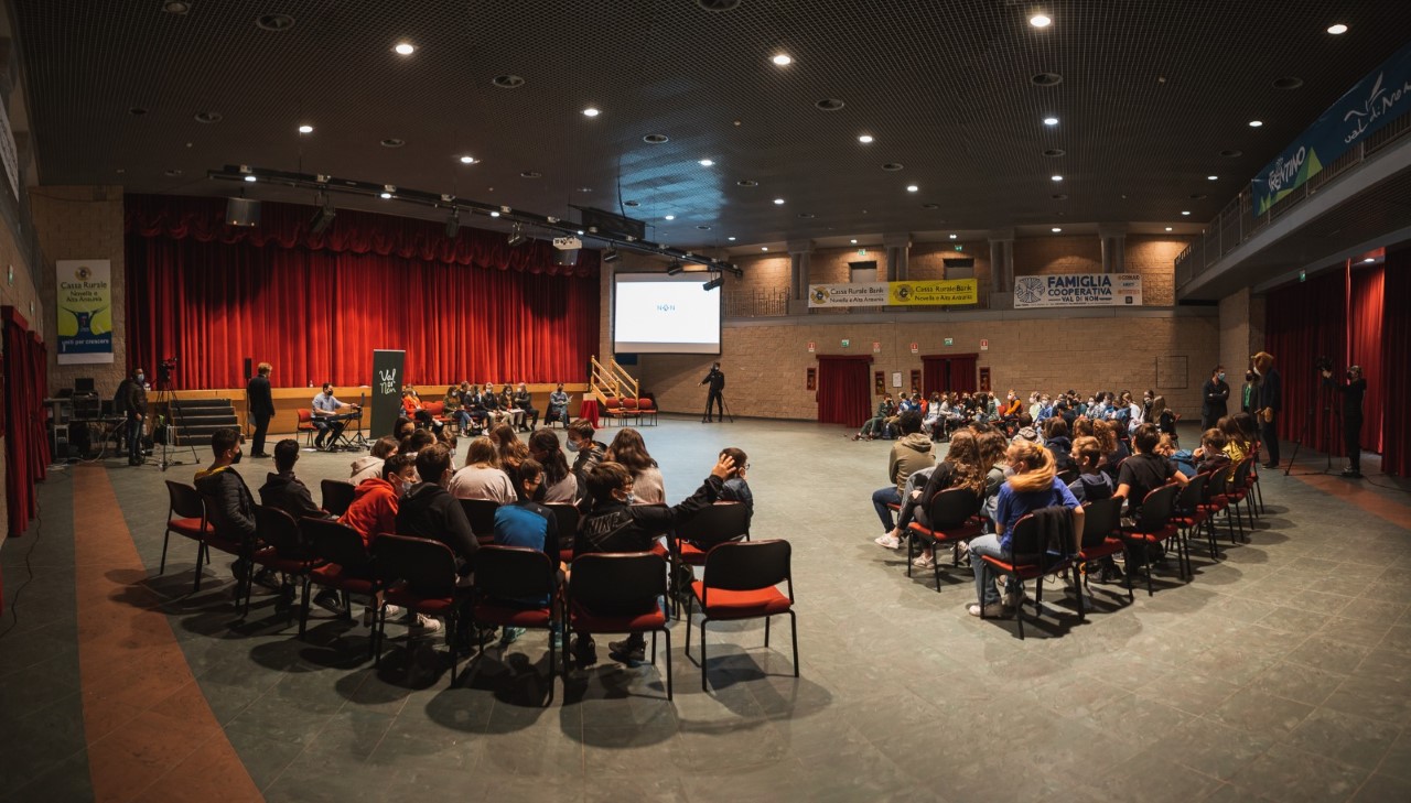 Giovani alla scoperta della Val di Non