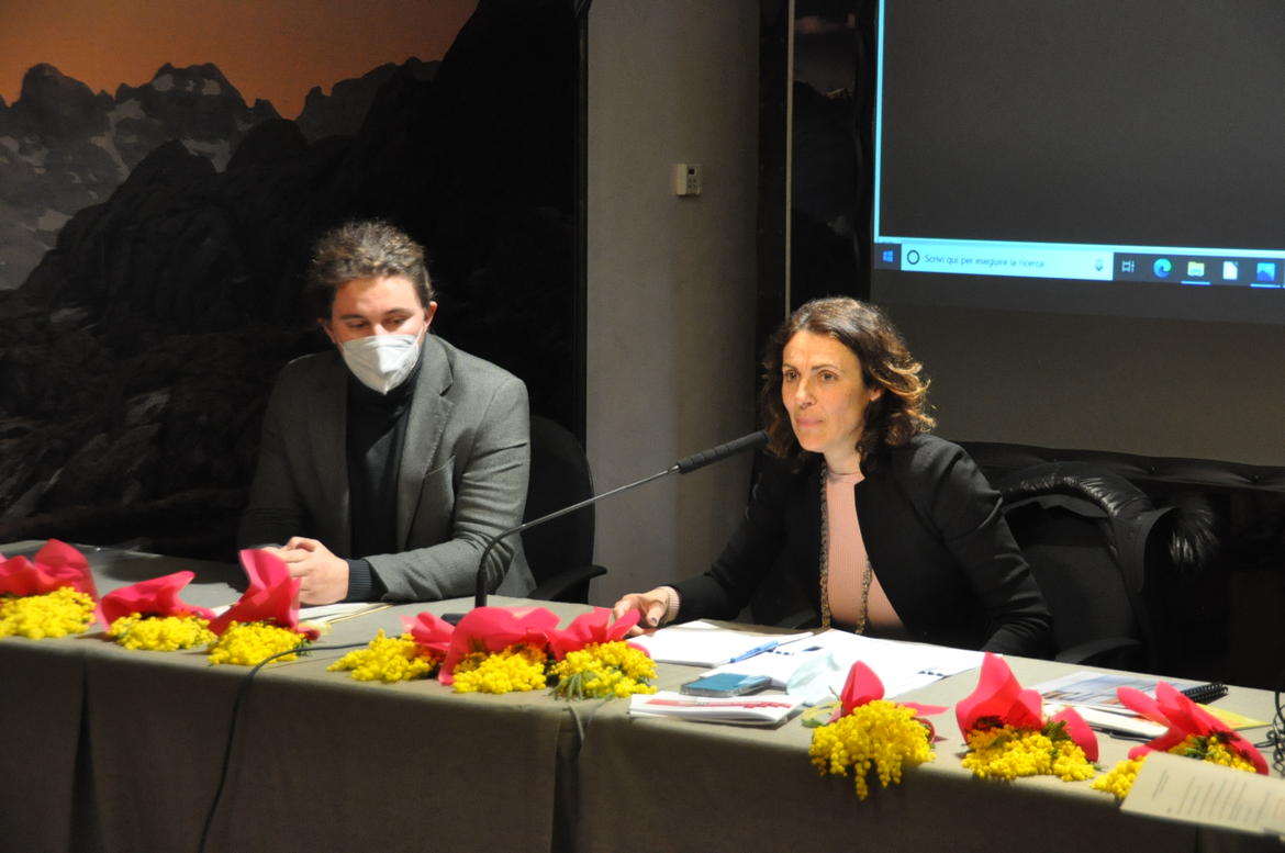 Pari opportunit&agrave; , formazione, lavoro, contrasto alla violenza