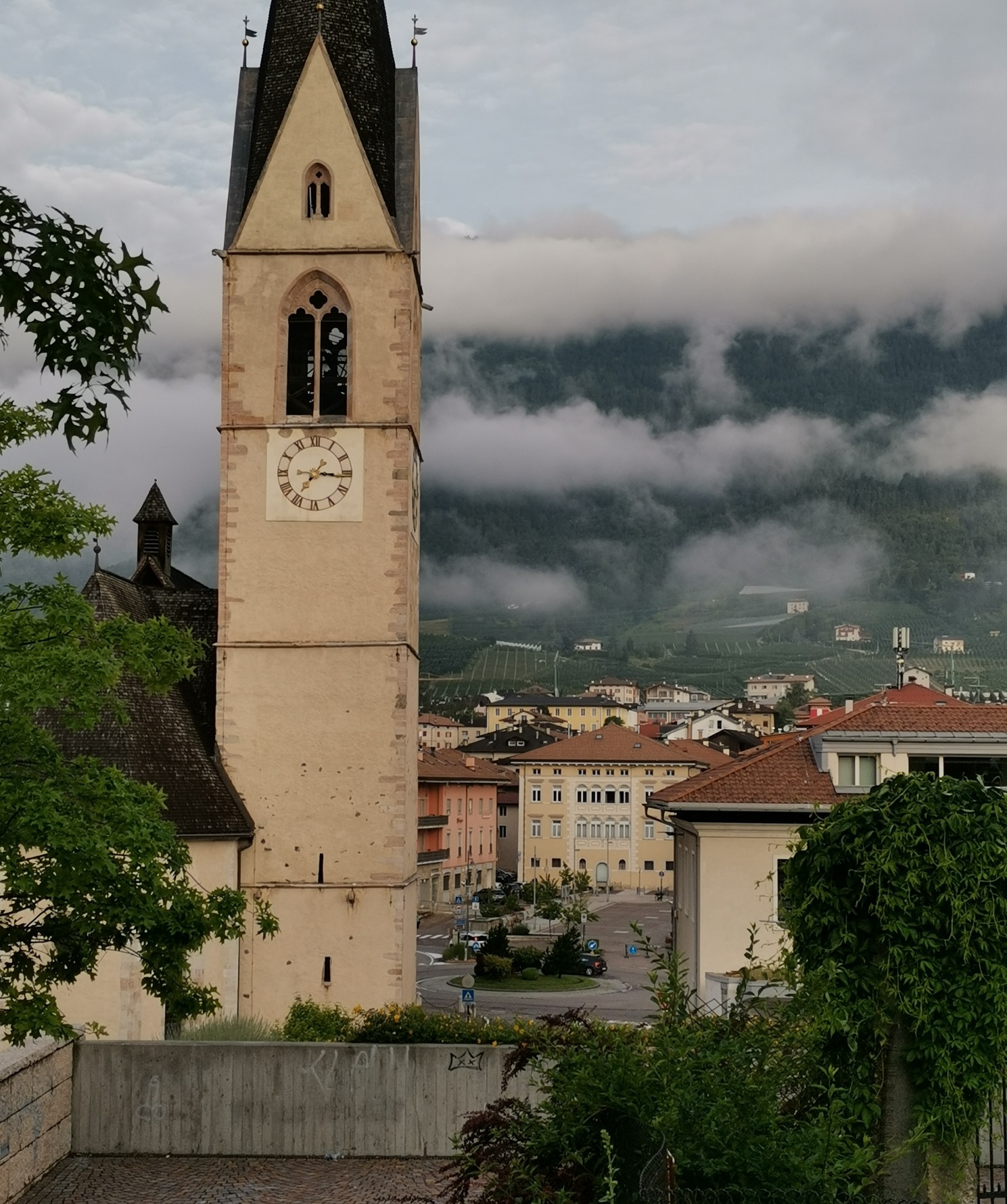 A Cles ritorna il mercato contadino