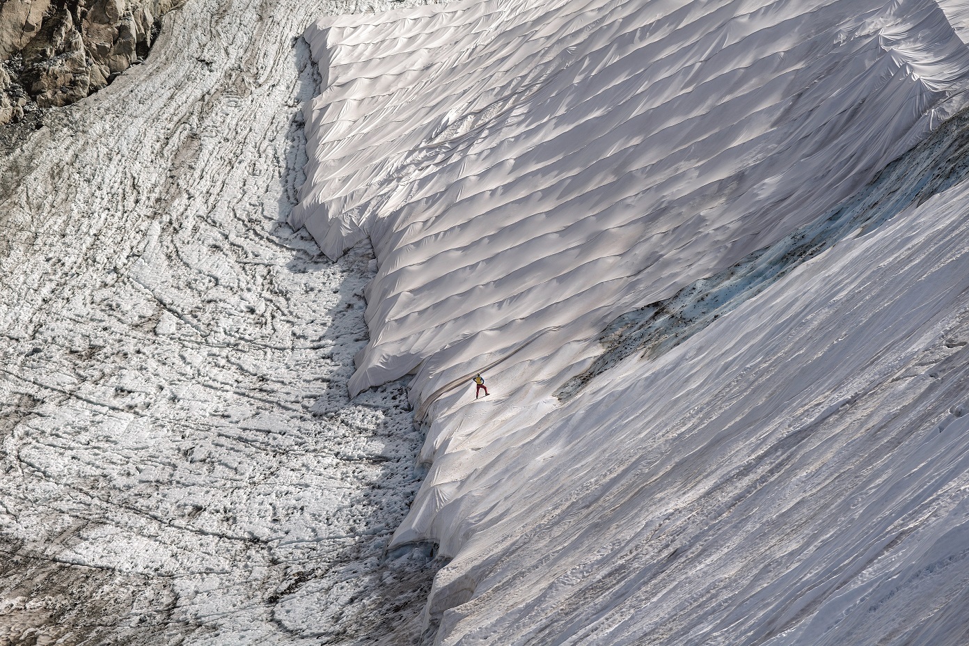 Ghiacciai, il falso mito dei teli geotessili