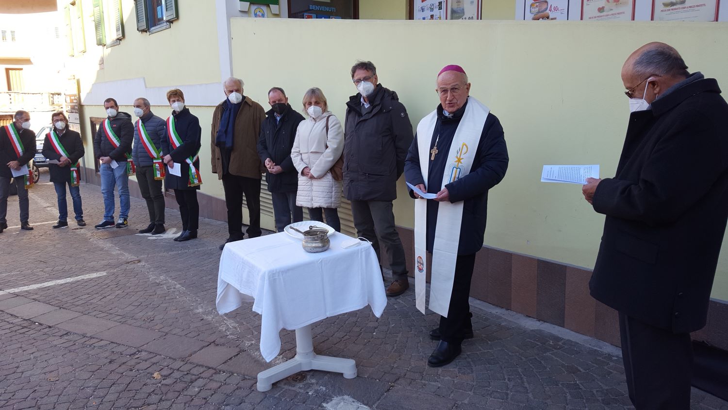 A Verv&ograve; la benedizione del sale solidale