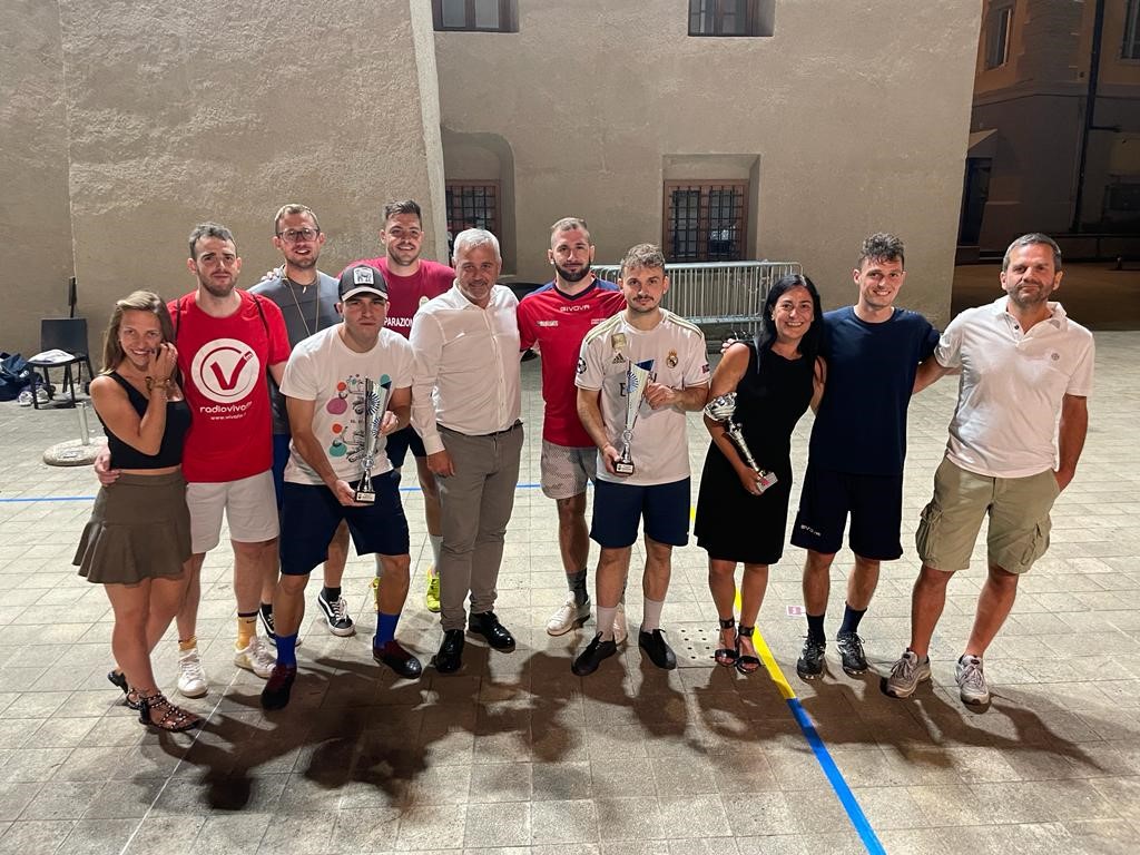 Calcio tennis a Cles, un successo