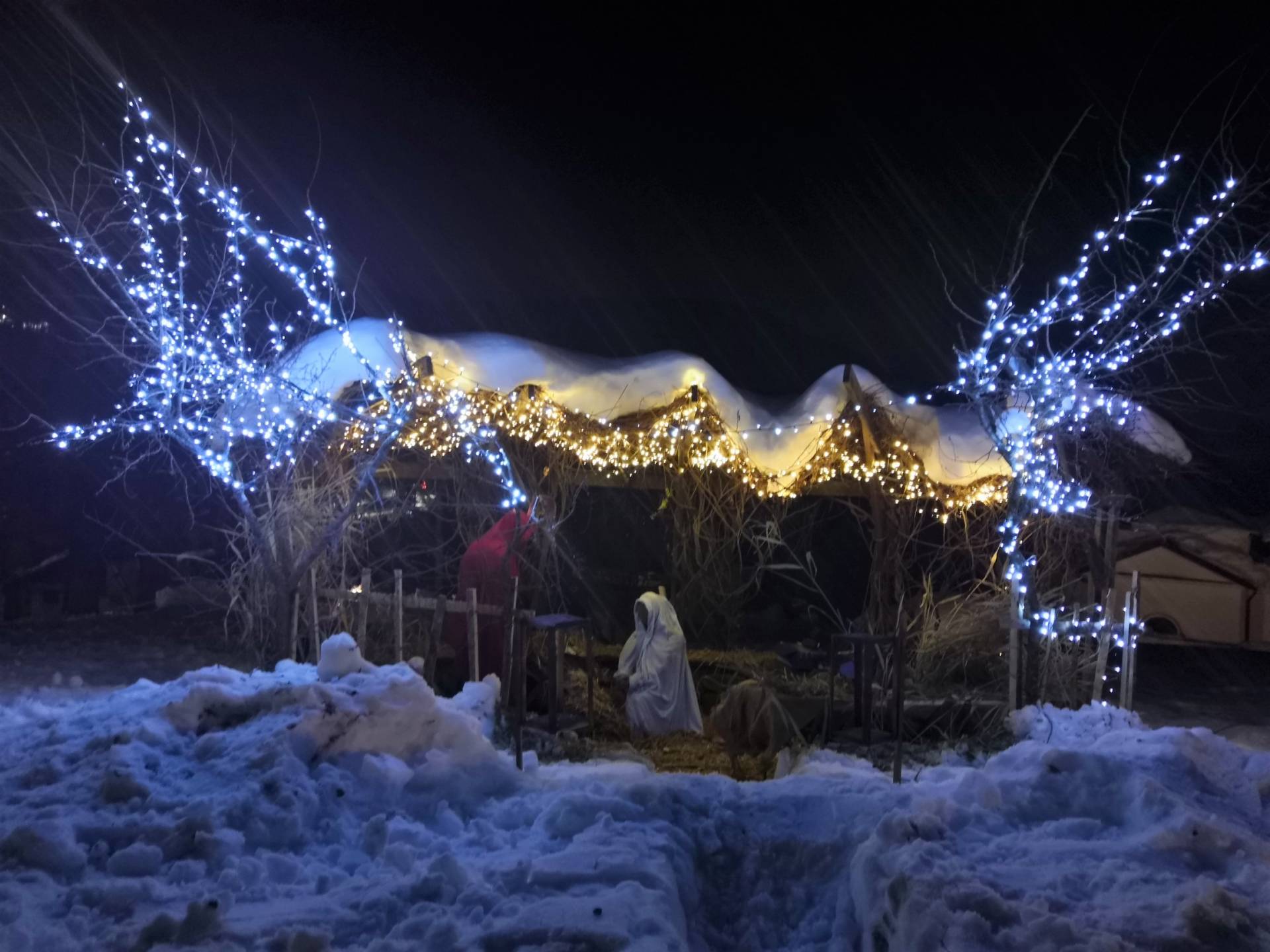 Aria di Natale con i presepi di Malosco e Rumo