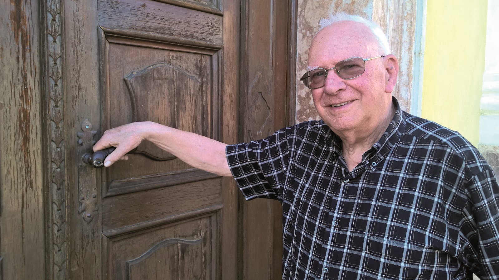 Denno in festa per don Adolfo