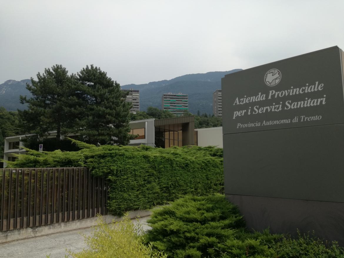 Falsa la notizia di un decesso in hub vaccinale della provincia di Trento