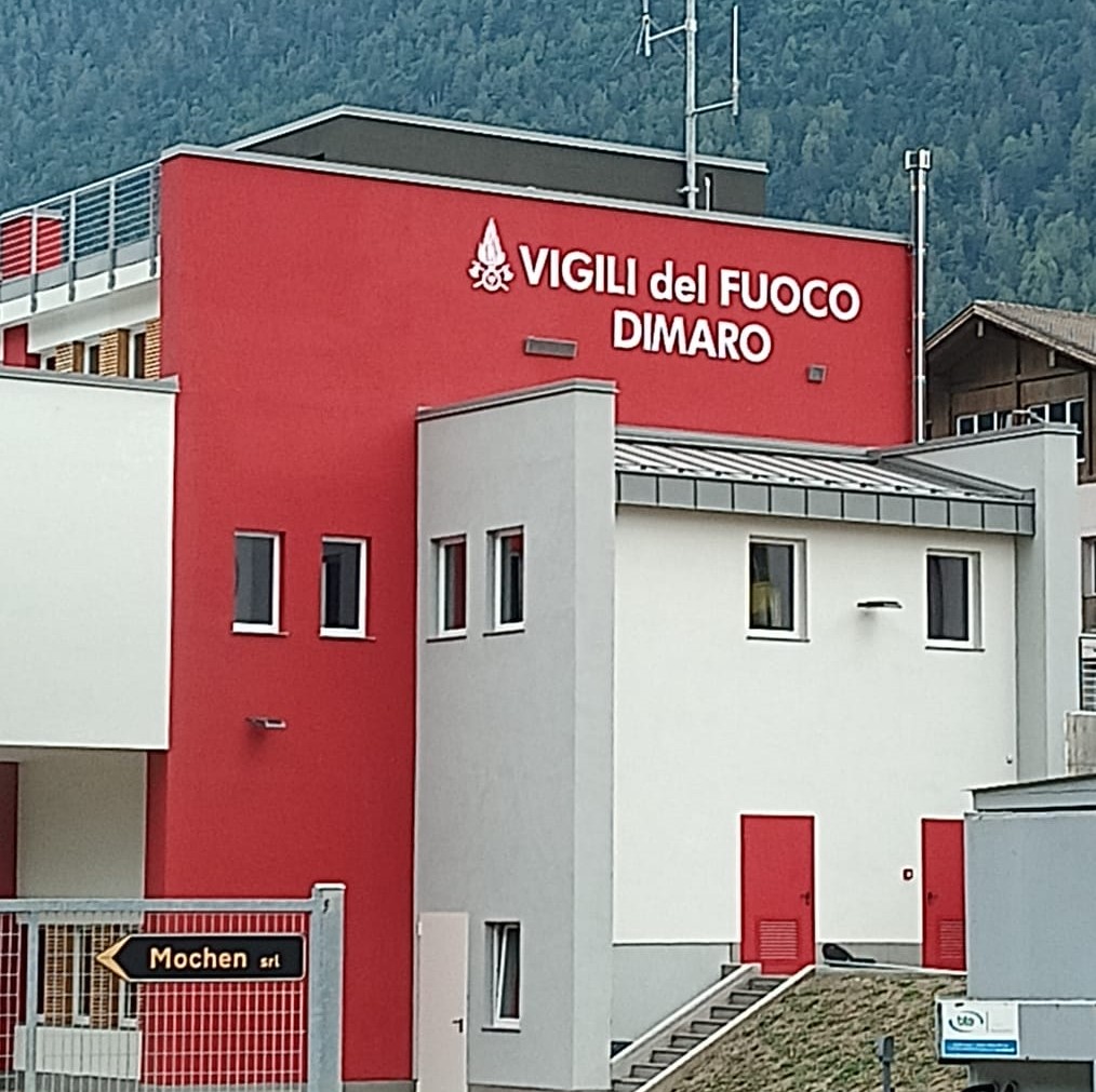 Si inaugura la nuova caserma dei vigili del fuoco di Dimaro 