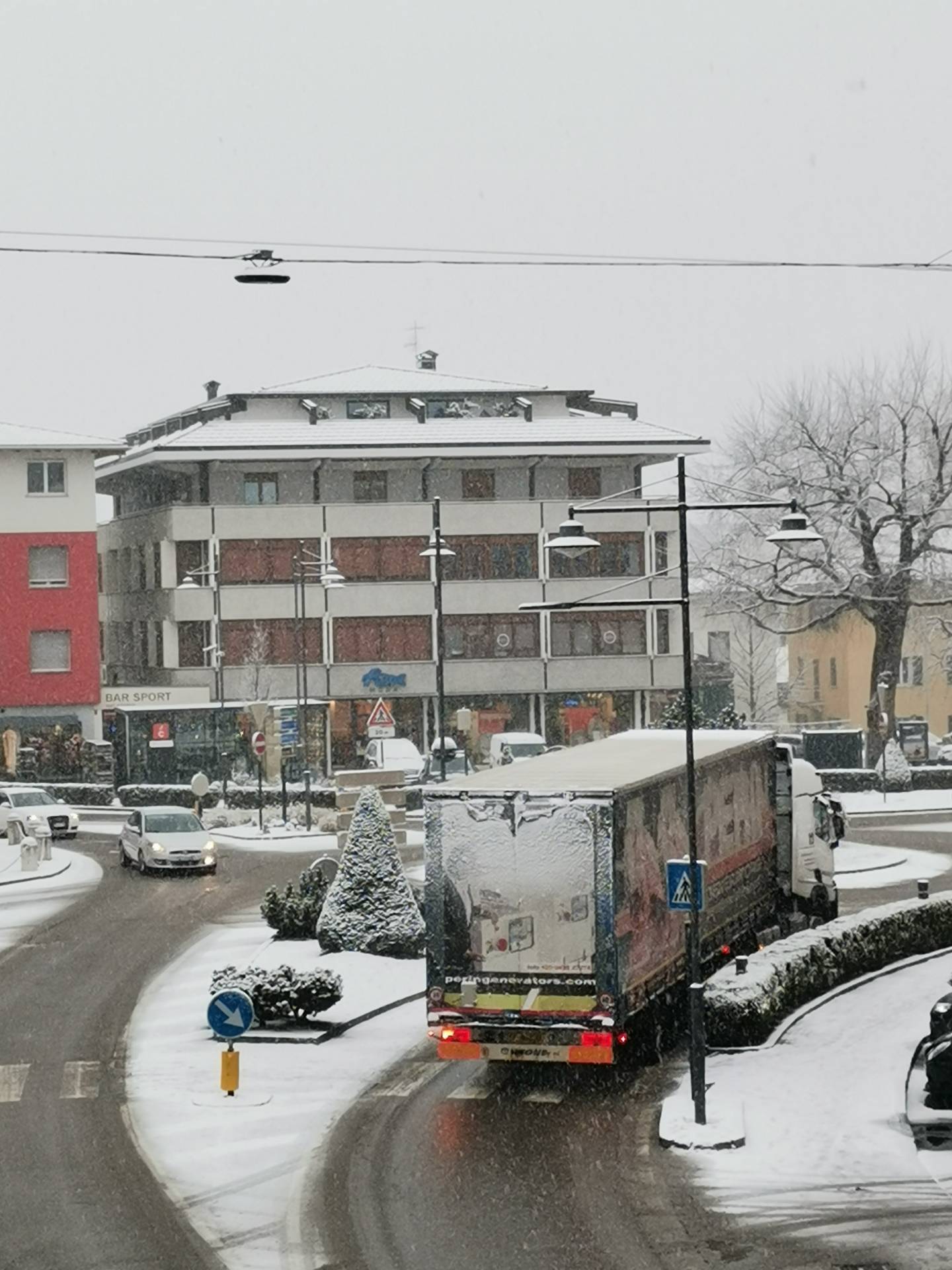 Neve sulle strade delle valli del Noce