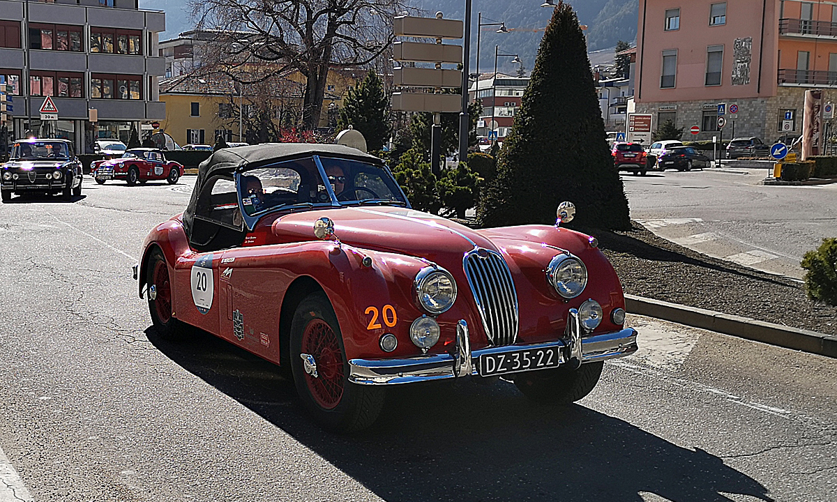 Bellezze d'epoca sulle strade delle valli del Noce