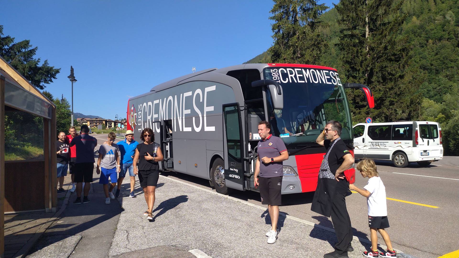 Ciao Cremonese, ritiri finiti