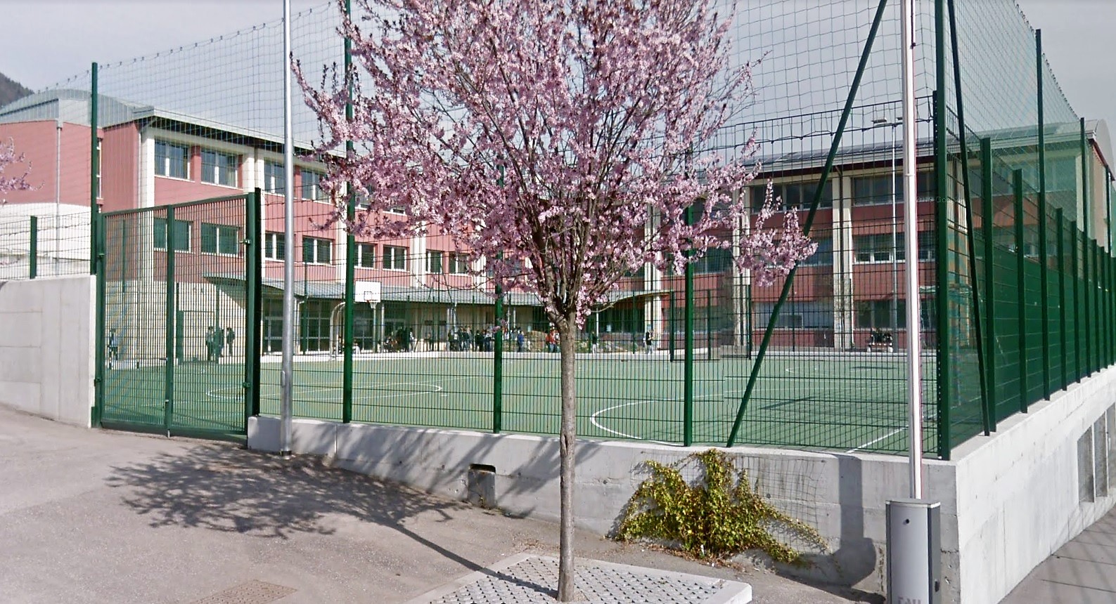 Comunit&agrave;  della Val di Non e scuola insieme per i giovani