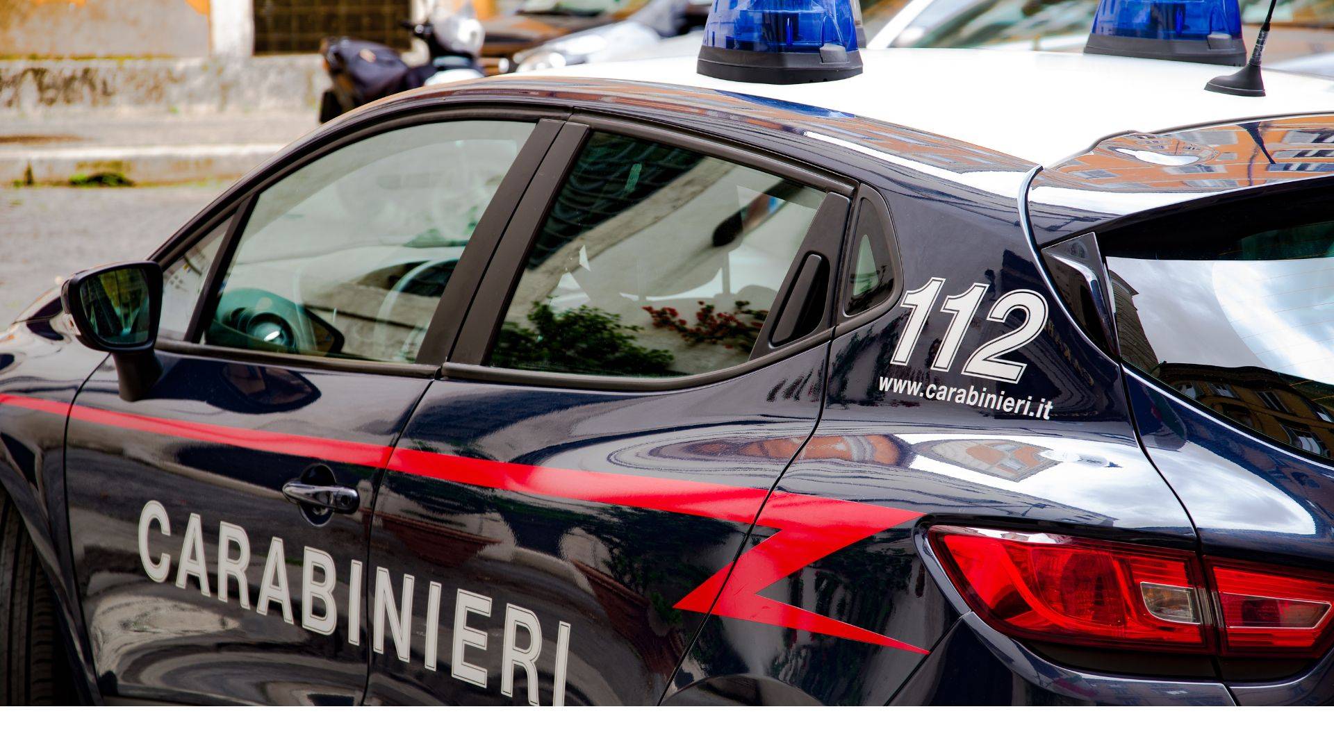 In Val di Non minorenne picchia e chiude a chiave una ragazza