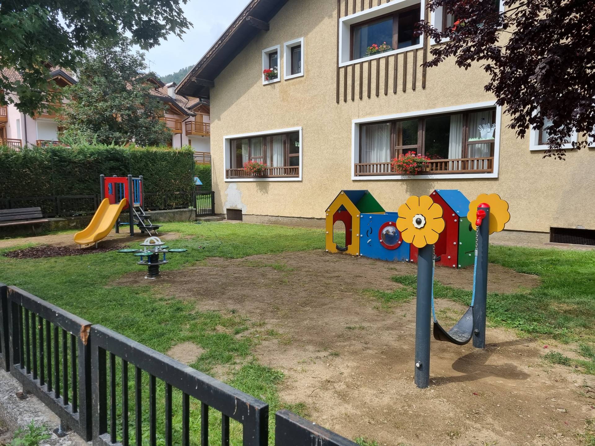 Croviana, parco giochi: ecco come si usa