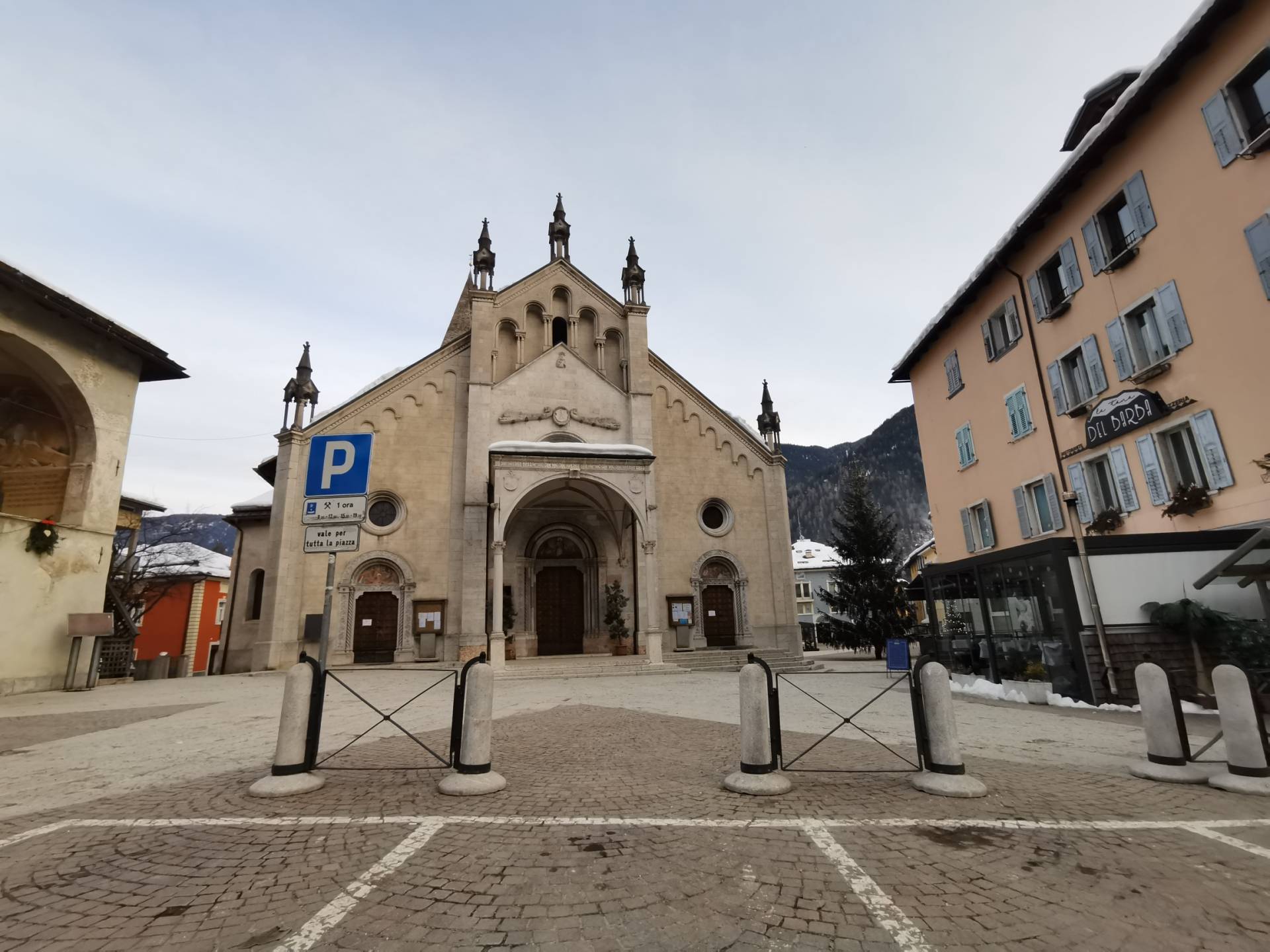 Incontri d"autore alla biblioteca comunale di Mal&eacute;