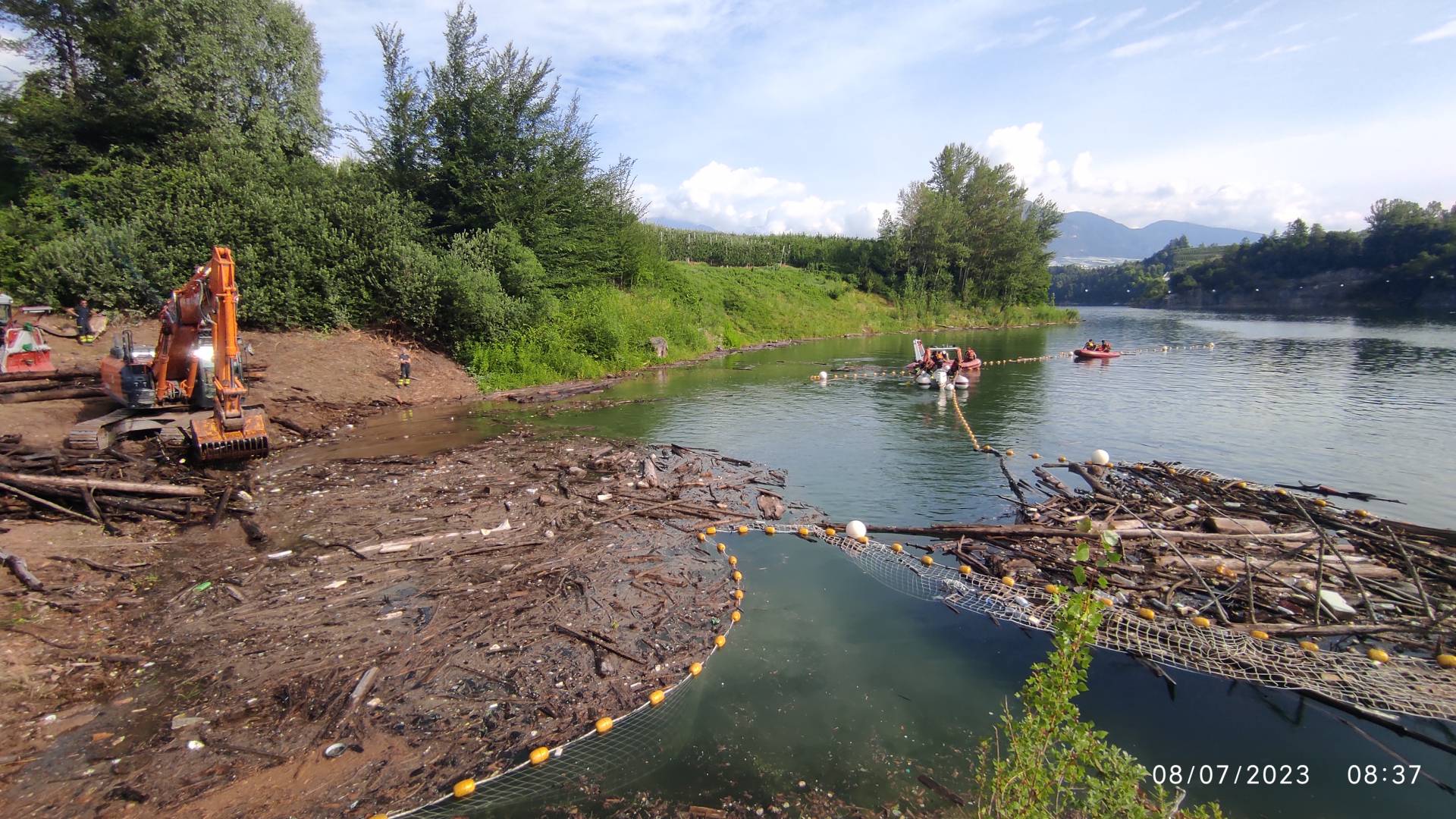 Una giornata ecologica per il lago di Santa Giustina