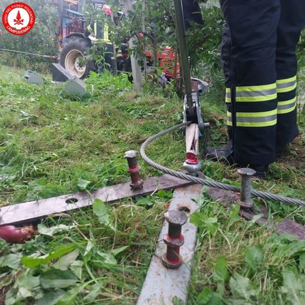 Campodenno, trattore recuperato