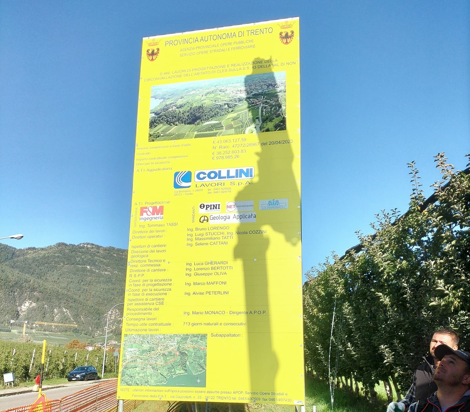 Circonvallazione di Cles: il cartello di cantiere c'&egrave;