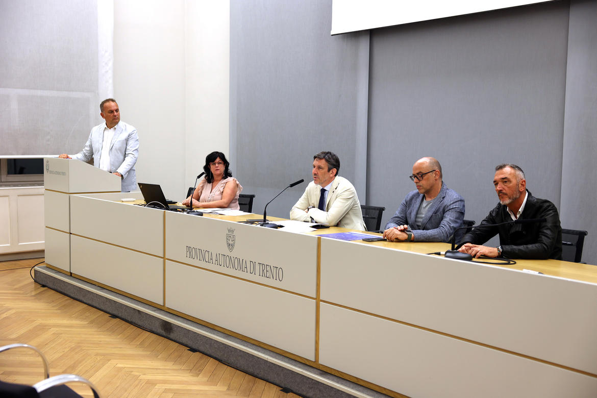 Digitale Facile: a Mal&eacute; il primo sportello