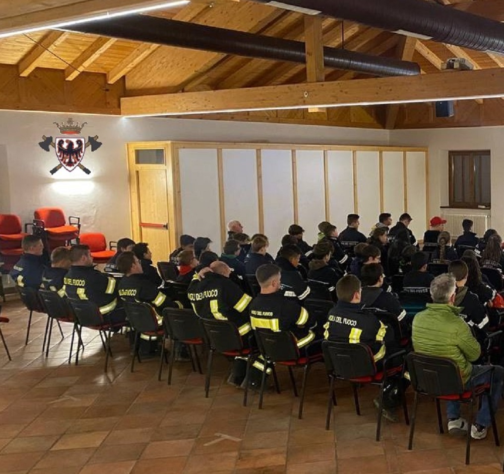 Giovani vigili a scuola di primo soccorso