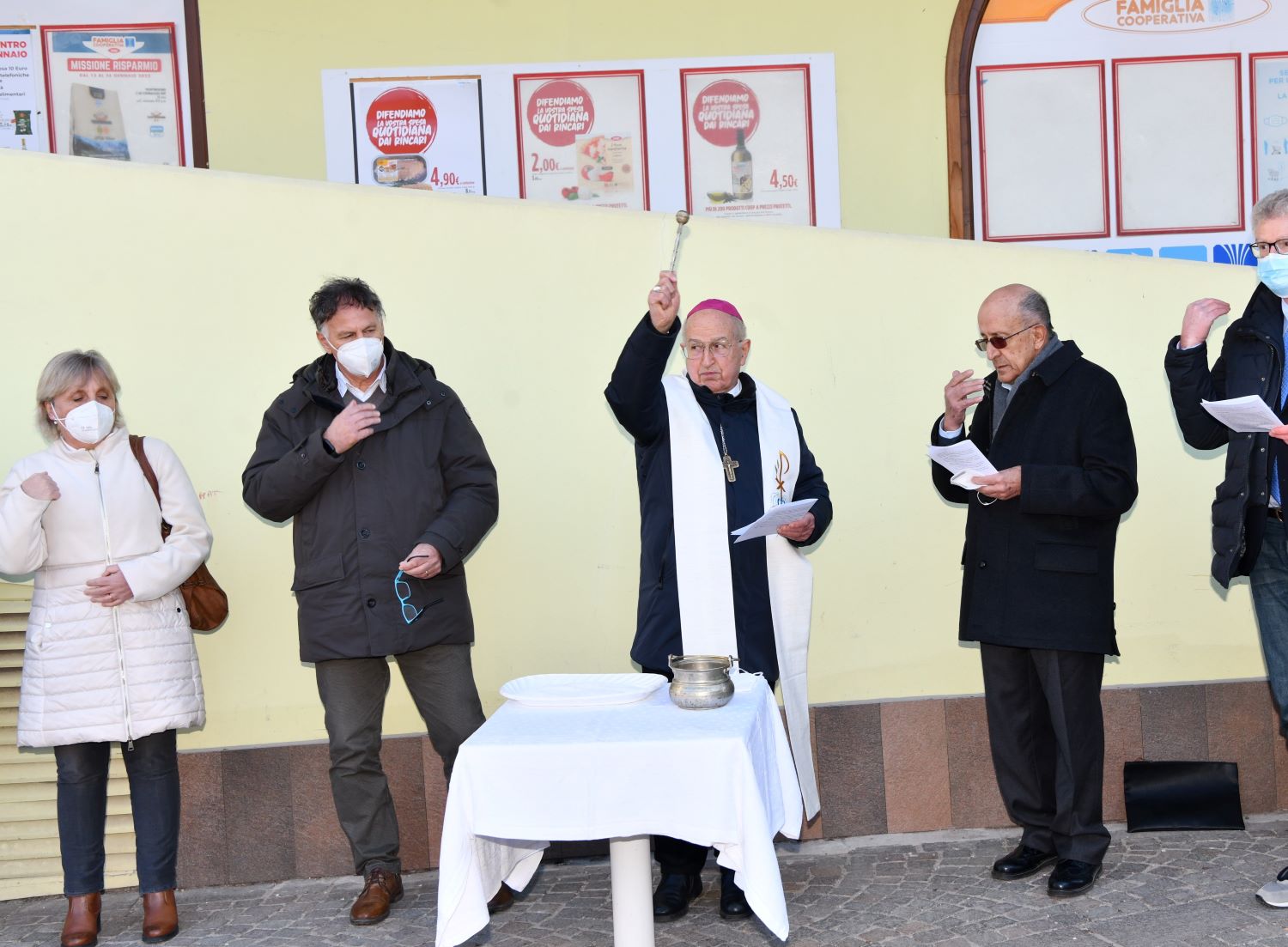 Toss di Ton: benedizione del sale e inaugurazione del punto vendita