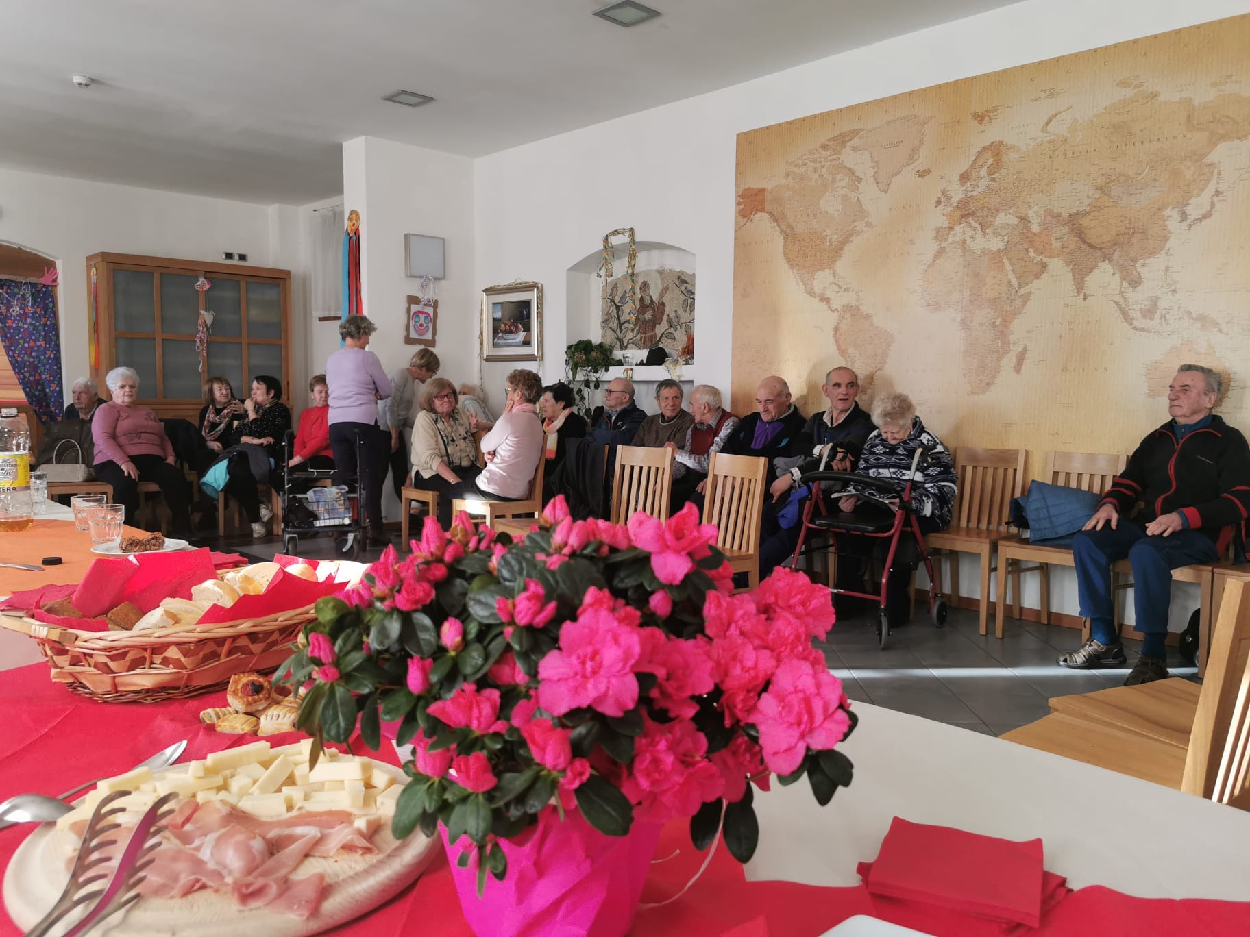 A Terzolas il nuovo centro anziani