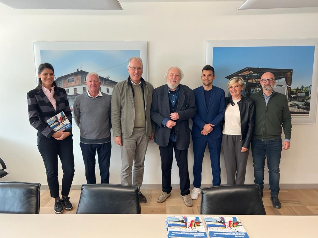 Guido Oldani per le mele mappamondo