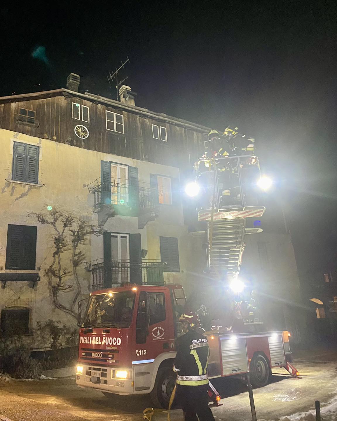 Canna fumaria a fuoco