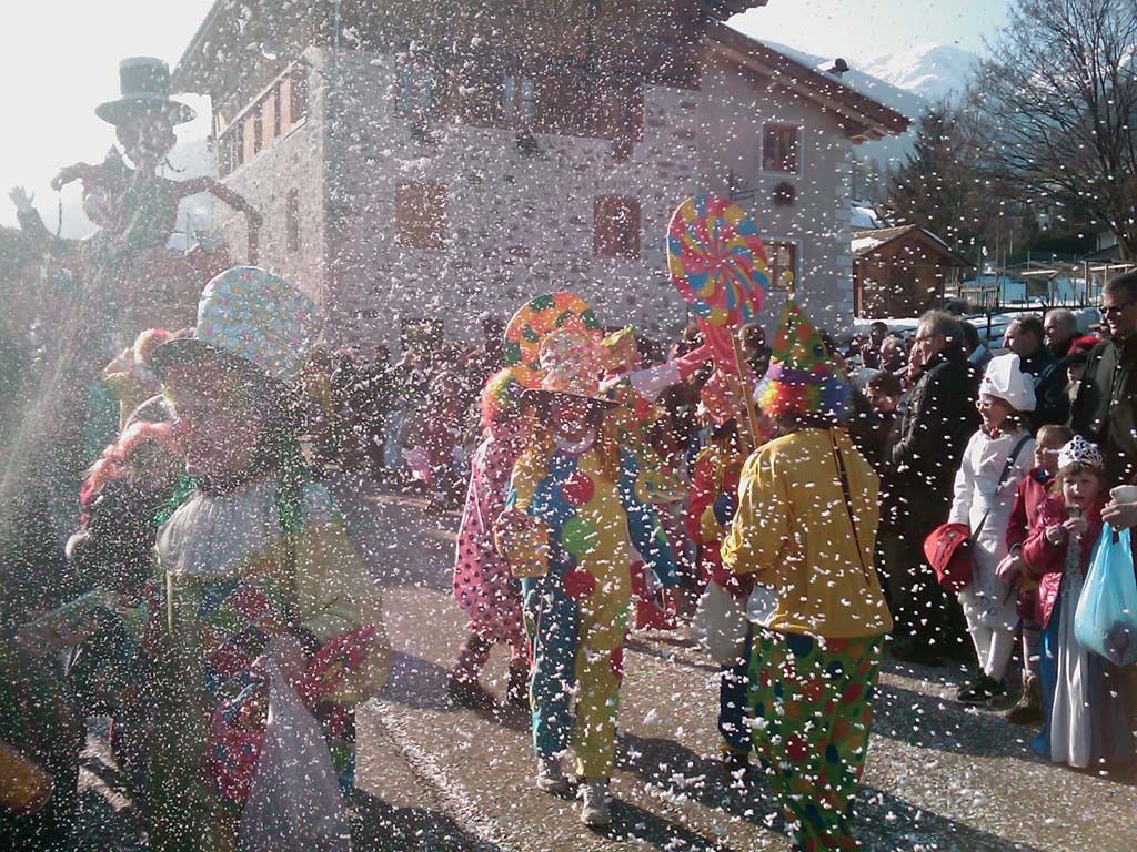 Tornano alla grande i carnevali delle Pro Loco